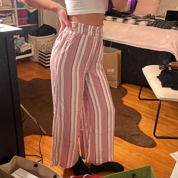 pink striped flowy pants - Picture 2 of 4